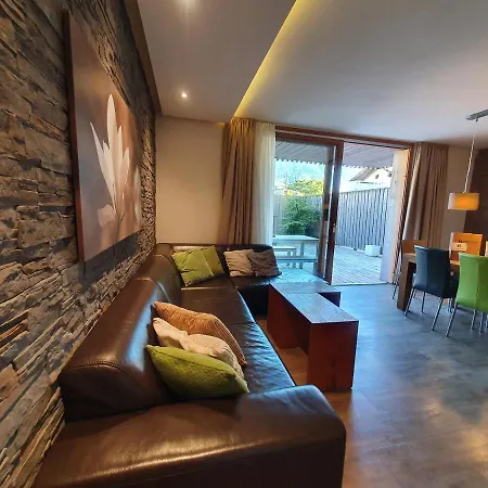 Max Residence Downtown Zell - Steinbock Lodges *